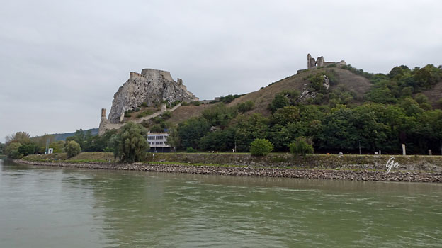 Donau_Devin-castle