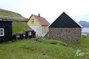 Faroe_Islands_Eysteroy_Gjogv_