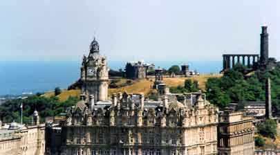 Edinburgh_castle_Scotland