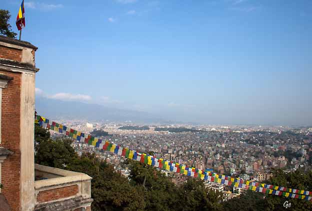 Nepal_Kathmandu_byen_fra_Monkey_tempel_Swayambunath