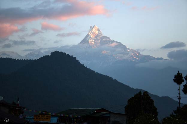 Nepal_trekking_Photana