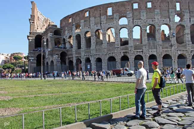 Roma_Forum_Colosseum_Geir_og_Karl-Martin