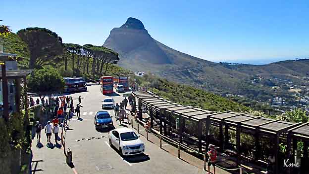 South-Africa_Cape-Town_Table-Mountain_utsikt_Lions-Head