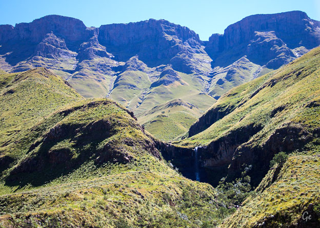 South-Africa_Drakenberg_Sani-Pass.