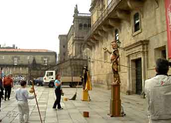 Spania_Galicia_Santiago_de_Compostela_statuer