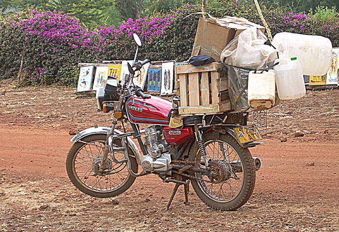 Tanzania_moped