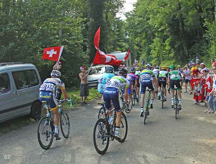 Tour_de_France_Sveits_Col_de_Croix_flere_ryttere