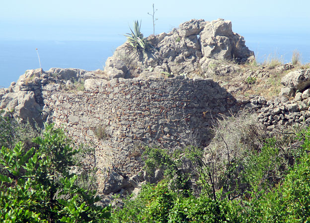 Taormina_gammel_mur.