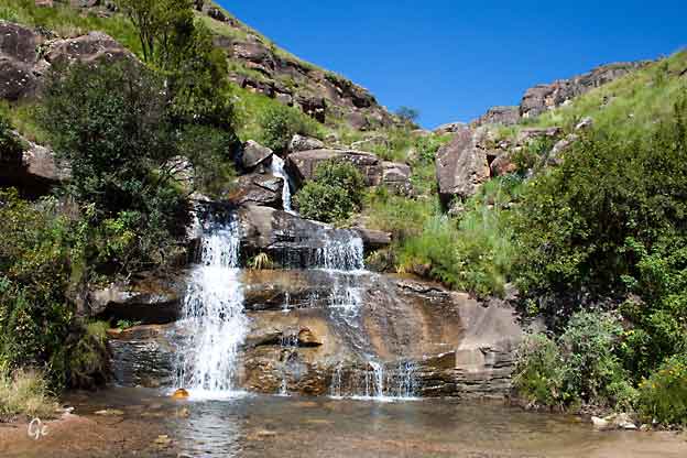 South-Africa_Drakenberg_Giant-cup-trail